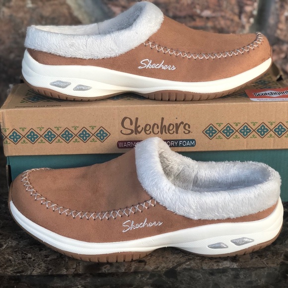 🆕 Skechers women  Relaxed Fit clogs sneakers - Picture 2 of 12